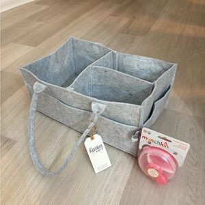 Parker Baby Co. Felt Storage Caddy and Munchkin Formula Dispenser